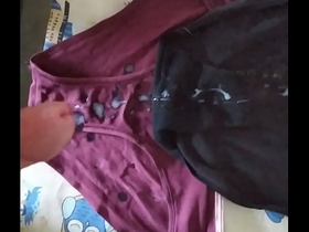 Corrida en bragas de mi mujer 122